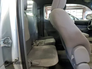 2010 Toyota Tacoma с VIN 5TEUX4EN0AZ674613, выставлен на аукционе Copart как лот 59273985 с пробегом 193 964 миль миль и Чистый • Clean title. История ставок и продаж доступна на DreamBid. Изображение 10.