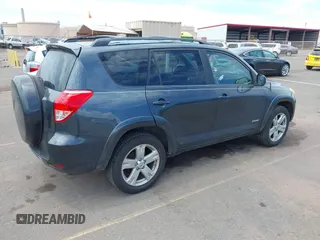 2006 Toyota RAV4 Sport with VIN JTMZD32V366011635, listed as a IAAI auction lot 42162957 with 153,386 mi miles. Bid and sale history available at carsss.com. Image 4.