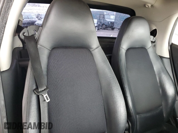 2008 Smart fortwo Pure with VIN WMEEJ31X98K106240, listed as a Copart auction lot 46756535 with 113,587 mi miles and Salvage title. Bid and sale history available at DreamBid. Image 10.