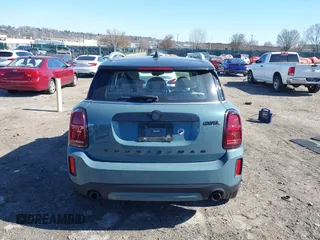 2024 MINI Countryman Cooper S with VIN WMZ83BR07R3R60405, listed as a IAAI auction lot 41882928 with 17,595 mi miles and . Bid and sale history available at DreamBid. Image 17.