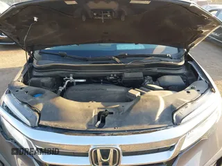 2019 Honda Pilot Touring 7-Passenger with VIN 5FNYF6H69KB050235, listed as a IAAI auction lot 41782057 with 85,907 mi miles. Bid and sale history available at carsss.com. Image 10.