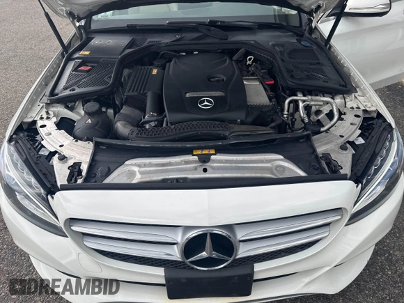 2015 Mercedes-Benz C 300 Luxury with VIN 55SWF4KB2FU033976, listed as a IAAI auction lot 42196263 with 125,755 mi miles and . Bid and sale history available at DreamBid. Image 10.