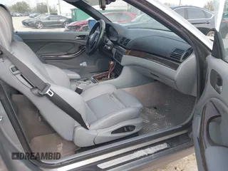 2004 BMW 3 Series 325Ci with VIN WBABW33484PL32415, listed as a IAAI auction lot 41437528 with 105,615 mi miles. Bid and sale history available at carsss.com. Image 5.