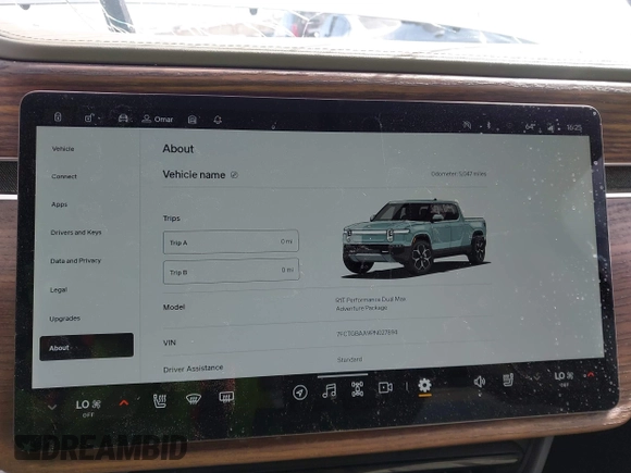 2023 Rivian R1T Adventure z VIN 7FCTGBAA9PN027894, wystawiony jako IAAI lot #42061339 z przebiegiem 5047 mil mil oraz . Historia ofert i sprzedaży dostępna na DreamBid. Obrazek 18.