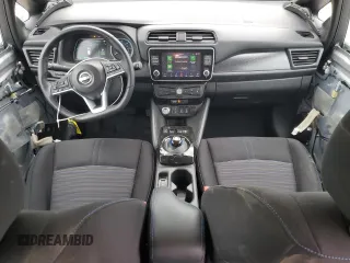 2023 Nissan LEAF SV Plus z VIN 1N4CZ1CV6PC563116, wystawiony jako Copart lot #54734465 z przebiegiem 11 385 mil mil oraz Szkoda całkowita • Salvage title. Historia ofert i sprzedaży dostępna na DreamBid. Obrazek 8.