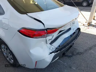 2020 Toyota Corolla LE with VIN JTDEPRAE6LJ099244, listed as a IAAI auction lot 41818840 with 80,429 mi miles and . Bid and sale history available at DreamBid. Image 6.