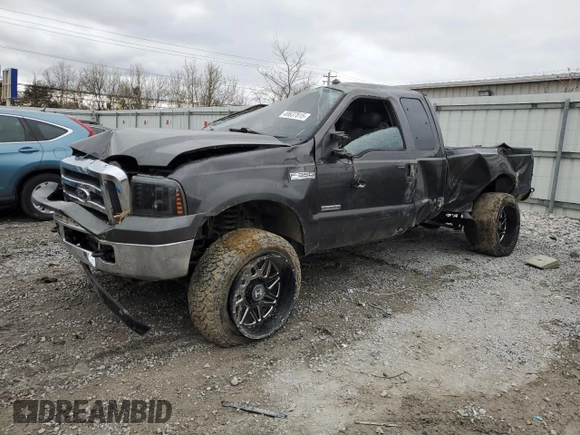2005 Ford F-350 XL z VIN 1FTWX31P25EB39463, wystawiony jako Copart lot #49637815 z przebiegiem Nie podano mil oraz Szkoda całkowita • Salvage title. Historia ofert i sprzedaży dostępna na DreamBid. Obrazek 1.