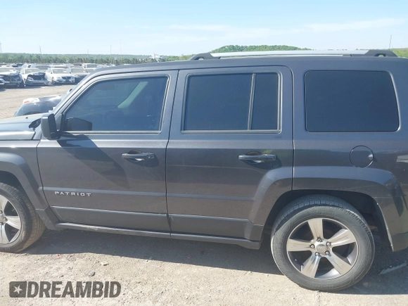 2016 Jeep Patriot Latitude with VIN 1C4NJPFA1GD526944, listed as a IAAI auction lot 42045701 with 123,364 mi miles and . Bid and sale history available at DreamBid. Image 14.