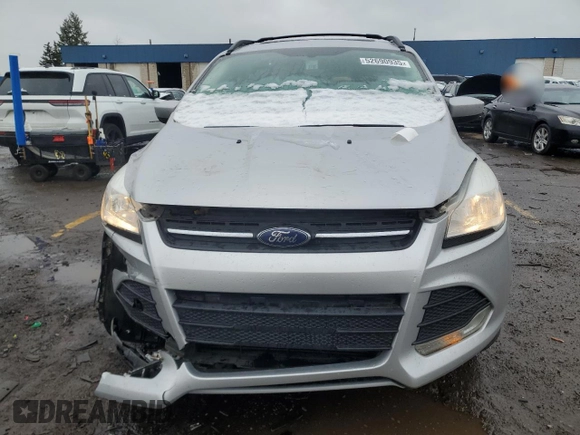 2013 Ford Escape SE with VIN 1FMCU0G99DUC31835, listed as a Copart auction lot 52690935 with 98,680 mi miles and Clean Title. Bid and sale history available at carsss.com. Image 5.