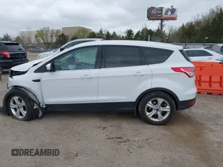 2016 Ford Escape SE with VIN 1FMCU0GX4GUB14442, listed as a IAAI auction lot 41826908 with Not Provided miles and . Bid and sale history available at carsss.com. Image 13.