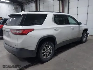 2020 Chevrolet Traverse LT Cloth with VIN 1GNEVGKW8LJ230702, listed as a IAAI auction lot 41137563 with 70,222 mi miles. Bid and sale history available at carsss.com. Image 4.