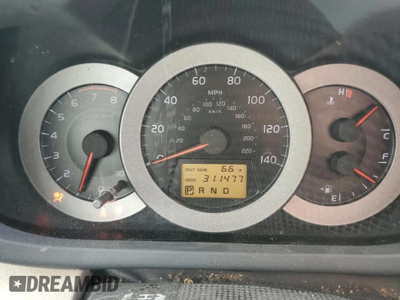 2007 Toyota RAV4 with VIN JTMZD33V276044111, listed as a Copart auction lot 47488425 with 311,477 mi miles and Salvage Title. Bid and sale history available at carsss.com. Image 9.