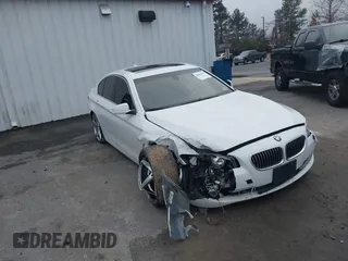 2013 BMW 5 Series 528i xDrive with VIN WBAXH5C59DD108639, listed as a IAAI auction lot 40865516 with 1 mi miles. Bid and sale history available at carsss.com. Image 6.