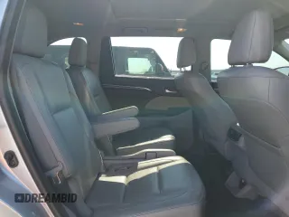 2015 Toyota Highlander Hybrid Limited with VIN 5TDDCRFH1FS009581, listed as a Copart auction lot 50916075 with 160,215 mi miles and Clean Title. Bid and sale history available at carsss.com. Image 11.