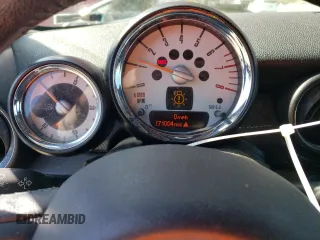 2013 MINI Convertible S с VIN WMWZP3C50DT297607, выставлен на аукционе Copart как лот 50459635 с пробегом 171 004 миль миль и Чистый • Clean title. История ставок и продаж доступна на DreamBid. Изображение 9.