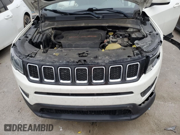 2018 Jeep Compass Latitude z VIN 3C4NJDBBXJT185462, wystawiony jako Copart lot #85528414 z przebiegiem 134 989 mil mil oraz Szkody całkowita. Historia ofert i sprzedaży dostępna na DreamBid. Obrazek 13.