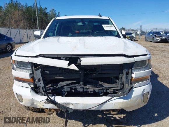 2018 Chevrolet Silverado 1500 LT with VIN 3GCUKREC3JG504431, listed as a IAAI auction lot 41609921 with 192,742 mi miles. Bid and sale history available at carsss.com. Image 12.
