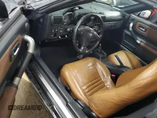 2001 Toyota MR2 z VIN JTDFR320810035398, wystawiony jako Copart lot #65020524 z przebiegiem 101 021 mil mil oraz Szkody całkowita. Historia ofert i sprzedaży dostępna na DreamBid. Obrazek 8.