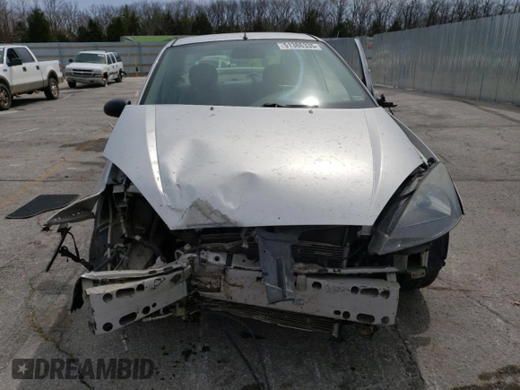 2004 Ford Focus SE with VIN 1FAFP34344W113759, listed as a Copart auction lot 51386335 with 148,267 mi miles and Salvage title. Bid and sale history available at DreamBid. Image 5.