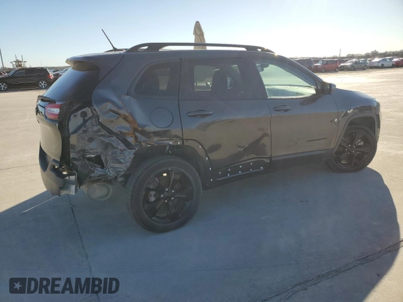 2018 Jeep Cherokee Latitude с VIN 1C4PJLCB2JD620255, выставлен на аукционе Copart как лот 86586724 с пробегом 72 798 миль миль и Списание • Salvage title. История ставок и продаж доступна на DreamBid. Изображение 3.