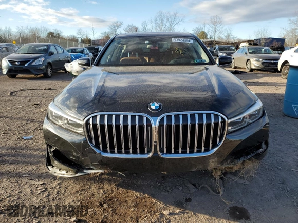 2020 BMW 7 Series 740i xDrive with VIN WBA7T4C04LCD18344, listed as a Copart auction lot 82823384 with Not provided miles and Salvage title. Bid and sale history available at DreamBid. Image 5.