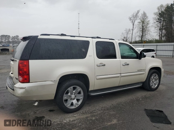 2008 GMC Yukon XL SLT 4SB z VIN 1GKFC16078R204417, wystawiony jako Copart lot #49478375 z przebiegiem 275 713 mil mil oraz Szkoda całkowita • Salvage title. Historia ofert i sprzedaży dostępna na DreamBid. Obrazek 3.