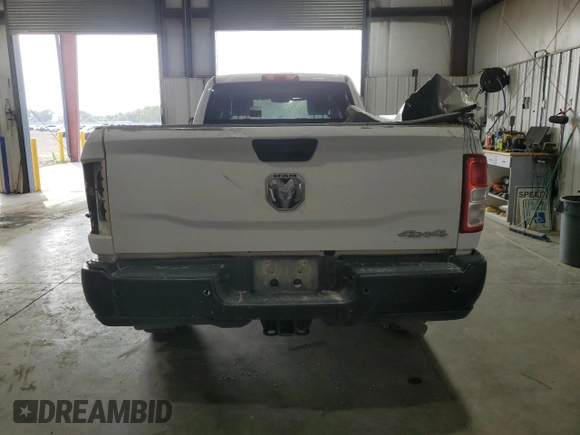 2020 Ram 2500 Tradesman with VIN 3C6UR5HJ7LG178299, listed as a Copart auction lot 71006404 with 214,734 mi miles and Salvage Title. Bid and sale history available at carsss.com. Image 6.