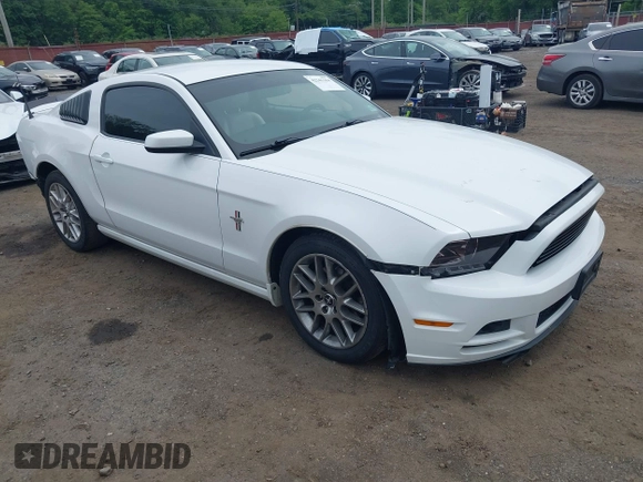 2014 Ford Mustang V6 with VIN 1ZVBP8AM6E5290062, listed as a IAAI auction lot 42341184 with 85,272 mi miles and . Bid and sale history available at DreamBid. Image 1.
