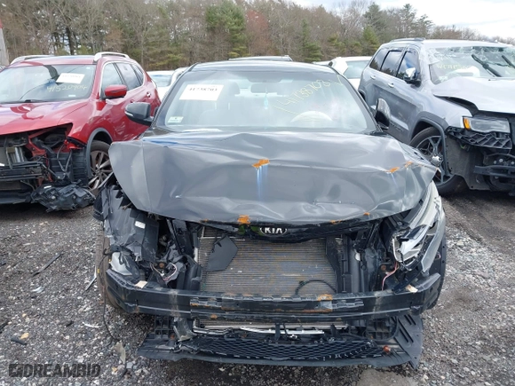 2015 Kia Optima LX with VIN 5XXGM4A75FG465435, listed as a IAAI auction lot 41738703 with 196,915 mi miles. Bid and sale history available at carsss.com. Image 6.