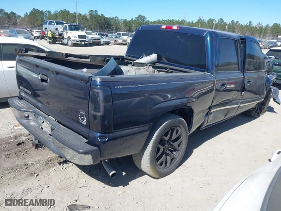 2006 Chevrolet Silverado 1500 LT1 with VIN 2GCEC13T061211835, listed as a IAAI auction lot 41678812 with 162,590 mi miles. Bid and sale history available at carsss.com. Image 4.