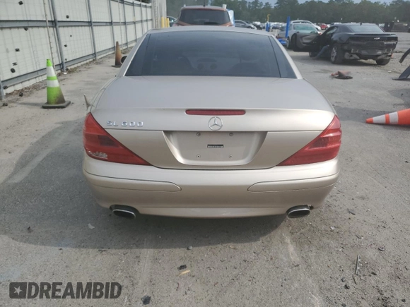 2005 Mercedes-Benz SL z VIN WDBSK76F25F087071, wystawiony jako Copart lot #56153185 z przebiegiem 95 135 mil mil oraz Tytuł czysty. Historia ofert i sprzedaży dostępna na DreamBid. Obrazek 6.