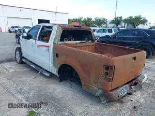 2008 Ford F-150 XLT с VIN 1FTPW14V58FB21592, выставлен на аукционе IAAI как лот 42642040 с пробегом Не указан миль и . История ставок и продаж доступна на DreamBid. Изображение 3.