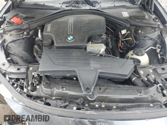 2013 BMW 3 Series 328i z VIN WBA3C1G59DNR48978, wystawiony jako Copart lot #56467365 z przebiegiem 95 950 mil mil oraz Szkoda całkowita • Salvage title. Historia ofert i sprzedaży dostępna na DreamBid. Obrazek 11.
