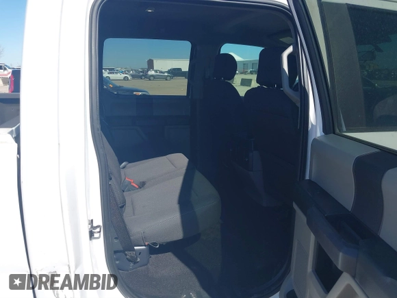 2019 Ford F-150 XL z VIN 1FTEW1CP2KKD55245, wystawiony jako IAAI lot #41683531 z przebiegiem 96 745 mil mil oraz . Historia ofert i sprzedaży dostępna na DreamBid. Obrazek 8.