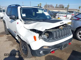 2018 Jeep Renegade Trailhawk with VIN ZACCJBCB7JPH42314, listed as a IAAI auction lot 41436327 with 77,834 mi miles. Bid and sale history available at carsss.com. Image 6.