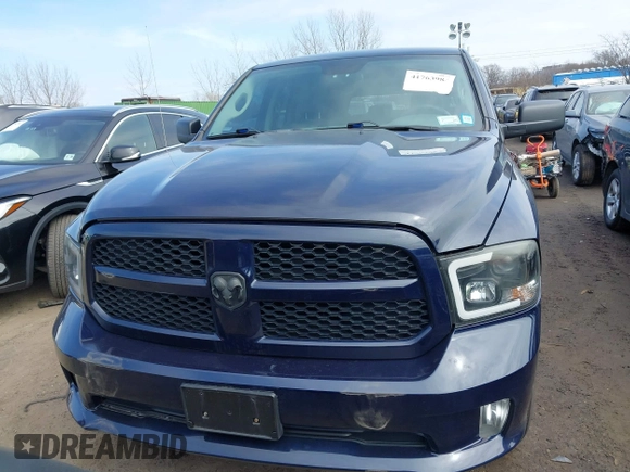 2018 Ram 1500 Express with VIN 1C6RR7FG4JS269271, listed as a IAAI auction lot 41763984 with 47,447 mi miles. Bid and sale history available at carsss.com. Image 12.