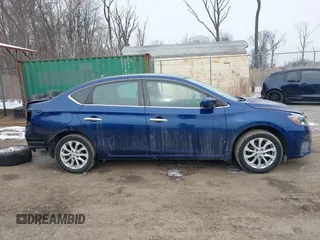 2018 Nissan Sentra SV z VIN 3N1AB7AP9JL621702, wystawiony jako IAAI lot #41345265 z przebiegiem 73 949 mil mil oraz . Historia ofert i sprzedaży dostępna na DreamBid. Obrazek 14.
