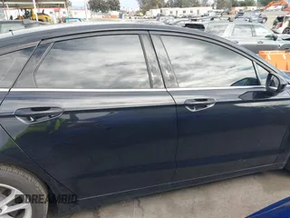2020 Ford Fusion Hybrid SE with VIN 3FA6P0LU3LR113987, listed as a IAAI auction lot 41778511 with 67,509 mi miles. Bid and sale history available at carsss.com. Image 14.