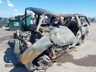 1999 Chevrolet Tahoe Z71 z VIN 1GNEK13R3XJ455517, wystawiony jako IAAI lot #39726972 z przebiegiem Nie podano mil oraz . Historia ofert i sprzedaży dostępna na DreamBid. Obrazek 6.