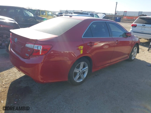 2014 Toyota Camry Hybrid LE with VIN 4T1BD1FKXEU138765, listed as a IAAI auction lot 41761389 with 228,111 mi miles. Bid and sale history available at carsss.com. Image 4.