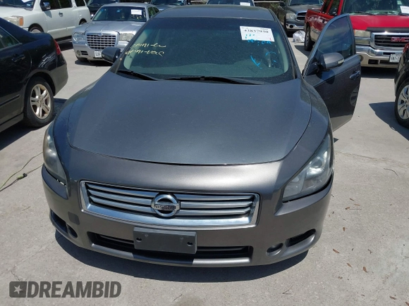 2014 Nissan Maxima SV z VIN 1N4AA5AP1EC440170, wystawiony jako IAAI lot #42837930 z przebiegiem 100 309 mil mil oraz . Historia ofert i sprzedaży dostępna na DreamBid. Obrazek 6.