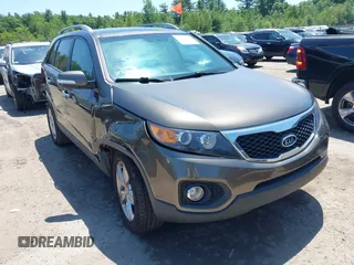 2013 Kia Sorento EX with VIN 5XYKUDA24DG353751, listed as a IAAI auction lot 42512606 with 185,670 mi miles and . Bid and sale history available at DreamBid. Image 1.