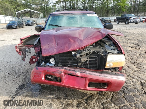 2001 GMC Jimmy SLE with VIN 1GKDT13W912214882, listed as a Copart auction lot 51258815 with 261,664 mi miles and Salvage Title. Bid and sale history available at carsss.com. Image 5.