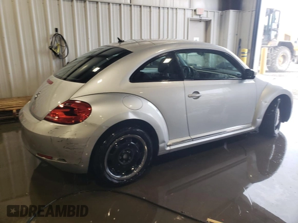 2012 Volkswagen Beetle 2.5L PZEV with VIN 3VWJP7AT8CM603469, listed as a Copart auction lot 56371425 with 97,575 mi miles and Clean title. Bid and sale history available at DreamBid. Image 3.