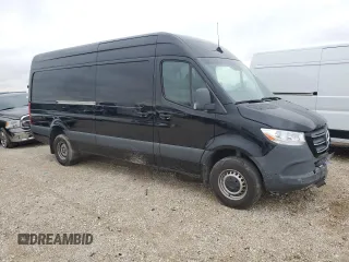 2022 Mercedes-Benz Sprinter with VIN W1Y5ECHY8NT114347, listed as a Copart auction lot 45167685 with 71,625 mi miles and Salvage Title. Bid and sale history available at DreamBid. Image 4.
