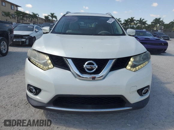 2015 Nissan Rogue SL z VIN 5N1AT2MV8FC824389, wystawiony jako Copart lot #58224165 z przebiegiem 96 545 mil mil oraz Szkoda całkowita • Salvage title. Historia ofert i sprzedaży dostępna na DreamBid. Obrazek 5.