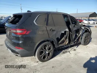2022 BMW X5 sDrive40i with VIN 5UXCR4C00N9M47130, listed as a Copart auction lot 47054295 with Not Provided miles and Salvage Title. Bid and sale history available at DreamBid. Image 3.