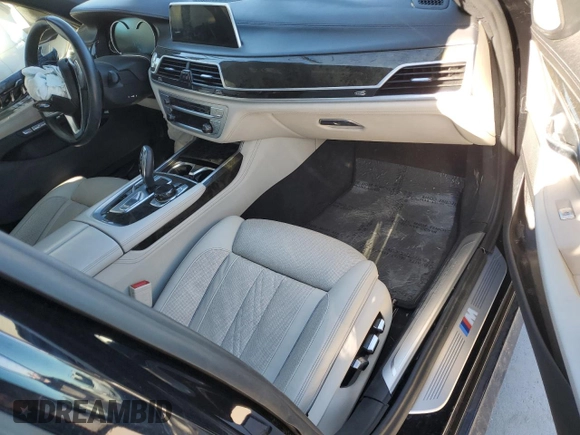 2018 BMW 7 Series 750i with VIN WBA7F0C50JGM23350, listed as a Copart auction lot 80530694 with 0 mi miles and Salvage Title. Bid and sale history available at carsss.com. Image 8.
