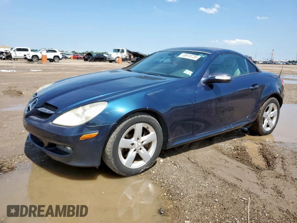 2006 Mercedes-Benz SLK 280 z VIN WDBWK54F56F093098, wystawiony jako Copart lot #58618735 z przebiegiem 155 916 mil mil oraz Tytuł czysty. Historia ofert i sprzedaży dostępna na DreamBid. Obrazek 1.