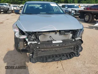 2025 Nissan Altima SV z VIN 1N4BL4DV6SN378171, wystawiony jako IAAI lot #42408449 z przebiegiem 5 405 mil mil oraz . Historia ofert i sprzedaży dostępna na DreamBid. Obrazek 6.